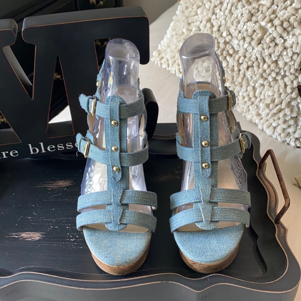 G by Guess Wedges size: 8